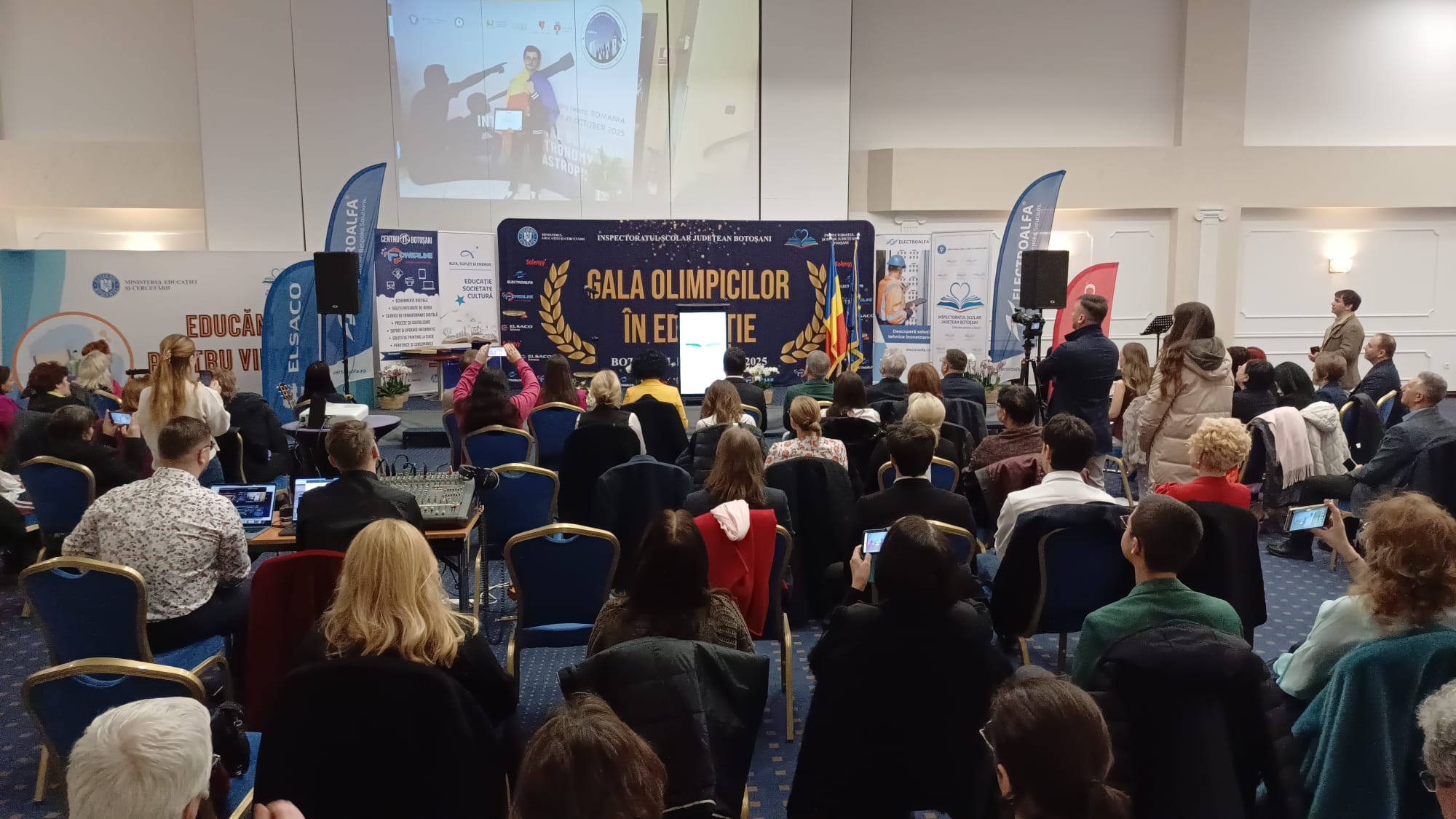 Gala Olimpicilor în Educație